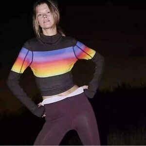 Free People FP Movement Huddle Printed Hooded Layer. Size XS. Long sleeves